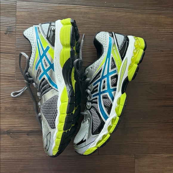 ASICS Gel Nimbus 15 Gray and Black Athletic Shoes Fluidfit. Like new! $Firm$ - Picture 3 of 5